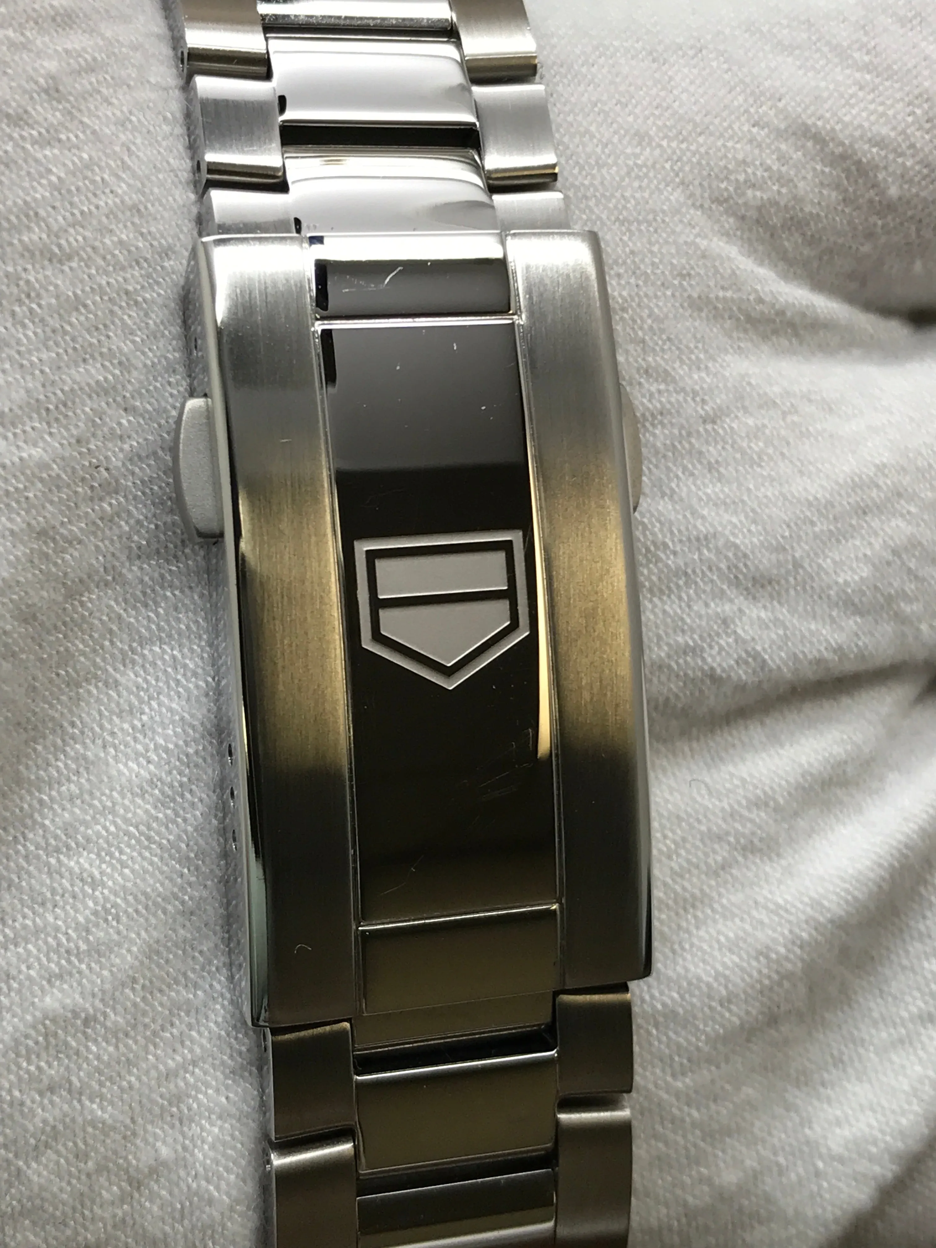 TAG Heuer Aquaracer Professional 200 WBP2111.BA0627 Blue Dial Automatic Men's Watch