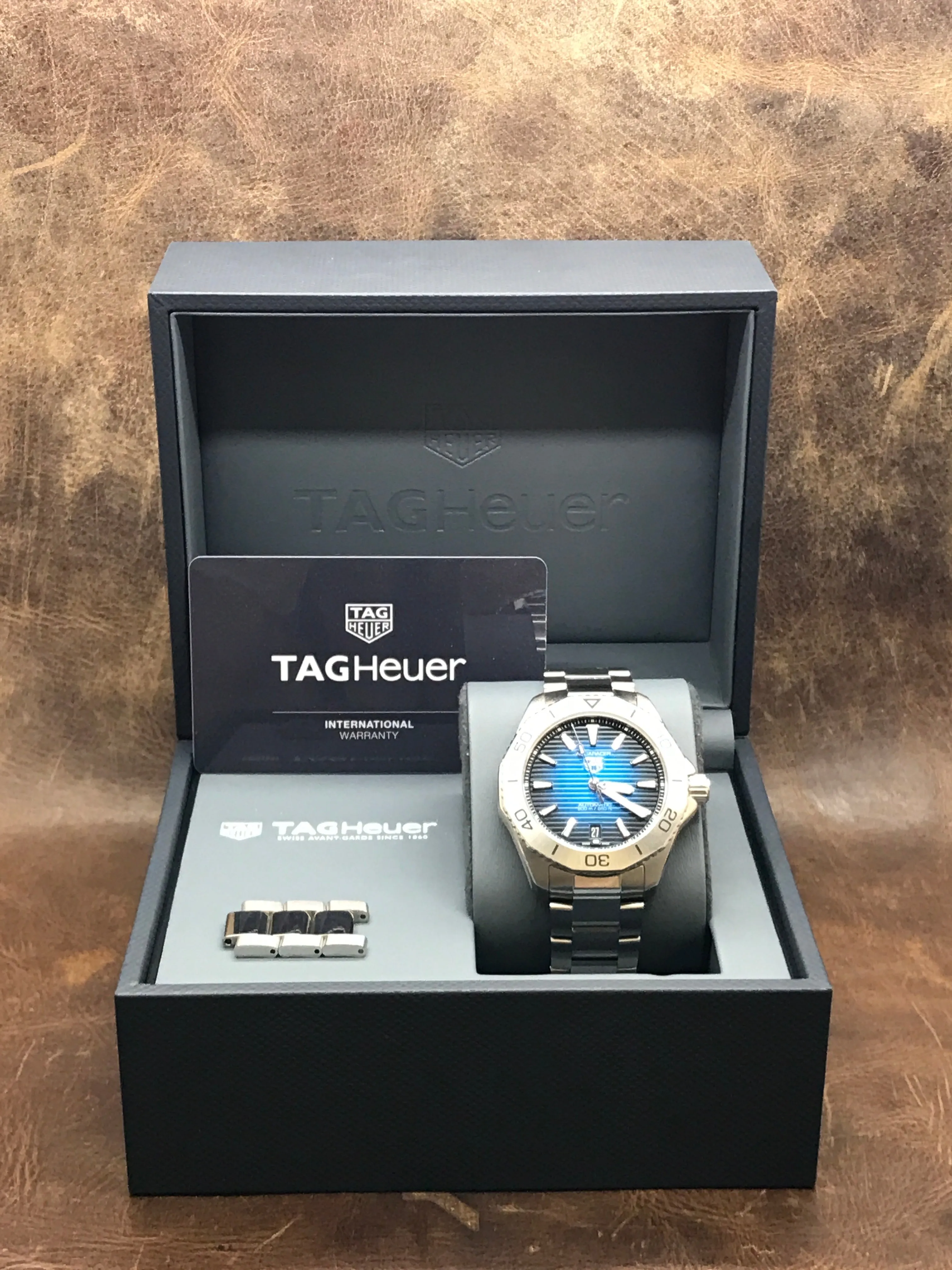 TAG Heuer Aquaracer Professional 200 WBP2111.BA0627 Blue Dial Automatic Men's Watch