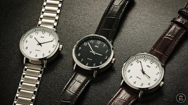 The Watch - Chrome Classic (Gimmicks and Online Instructions) by Joao Miranda