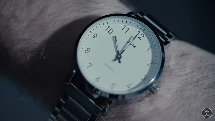 The Watch - Chrome Classic (Gimmicks and Online Instructions) by Joao Miranda